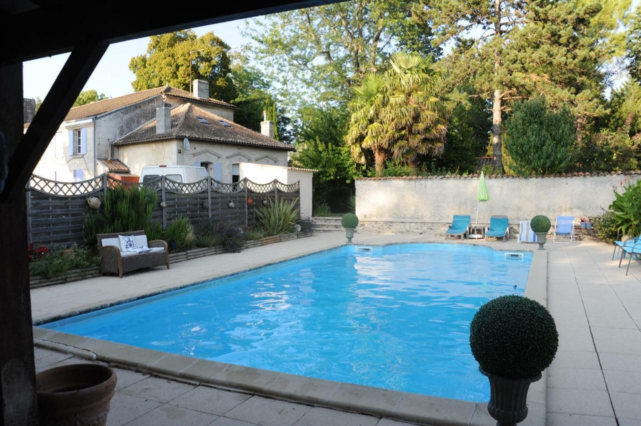 Chalet De La Laigne Allas-Bocage Exterior foto